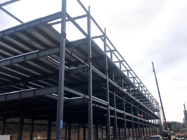 鋼結(jié)構(gòu)